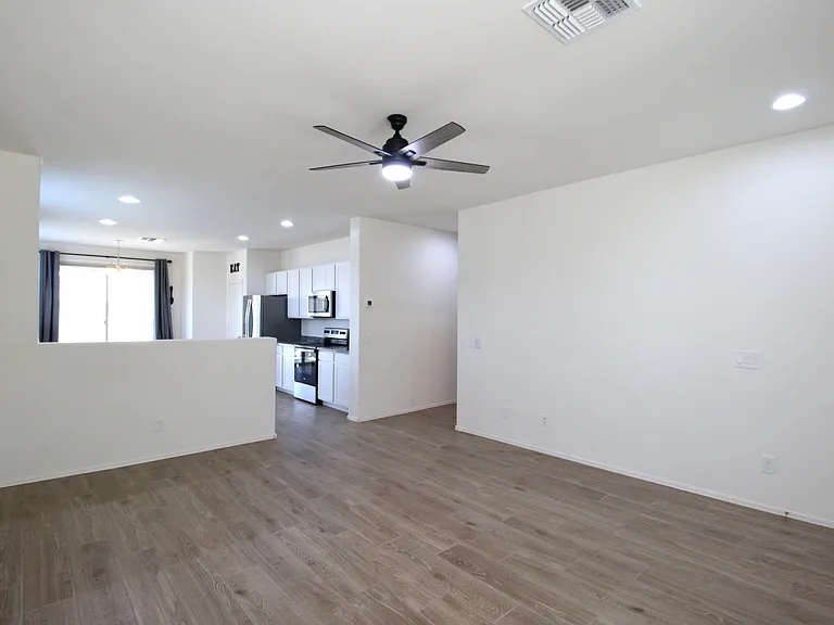 17864 W Paraiso Dr — Photo 10