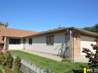 953 N 16th St, Blair, NE 68008
