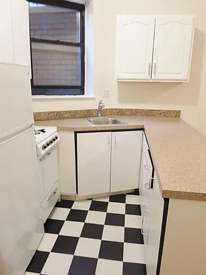 Rented by City & Suburban | media 26