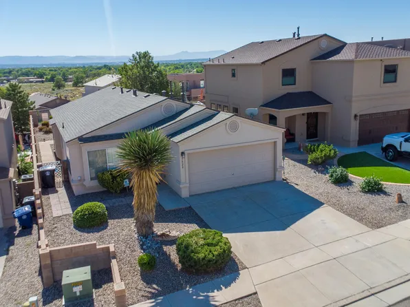 3828 Ophelia Ave NW, Albuquerque, NM 87120