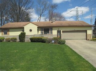 3140 Oran Dr, Youngstown, OH