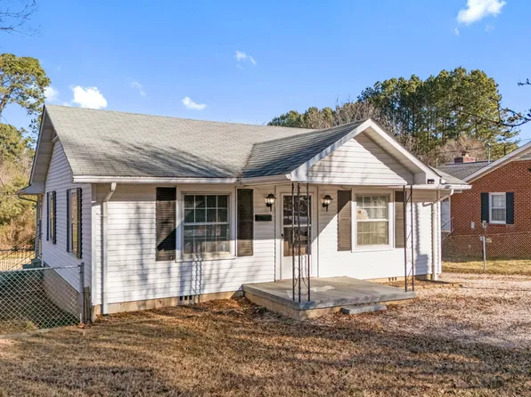 707 E Mason St, Franklinton, NC 27525