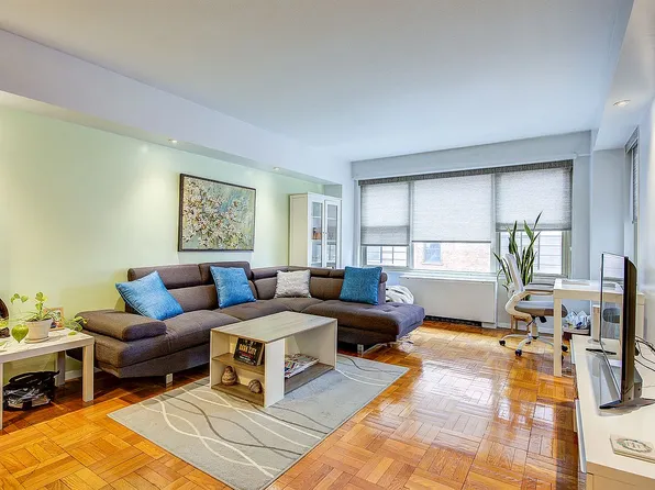 107-40 Queens Blvd #3B, Forest Hills, NY 11375