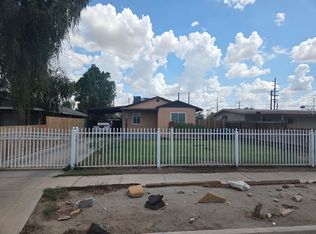 686 S 5th St, Brawley, CA 92227