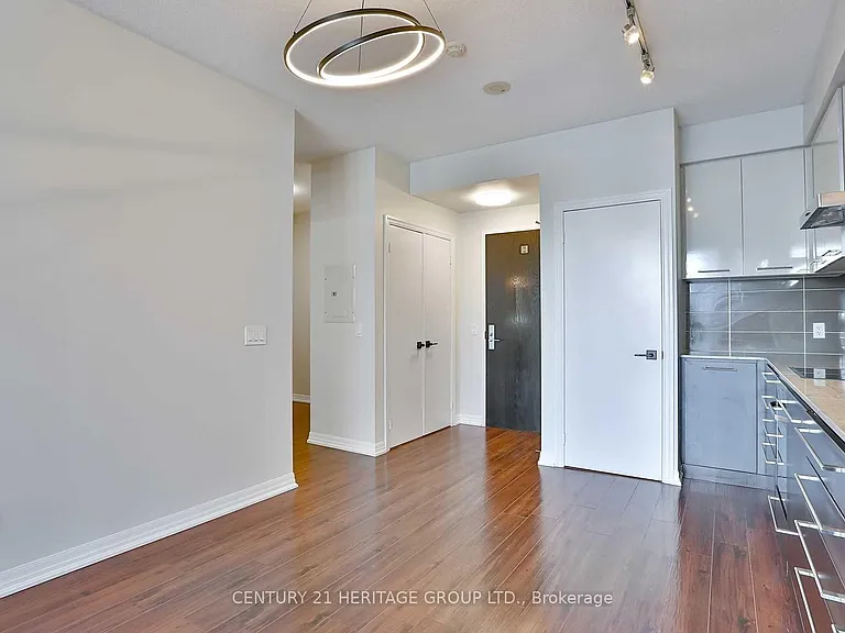770 Bay St #PH-603 — Photo 21