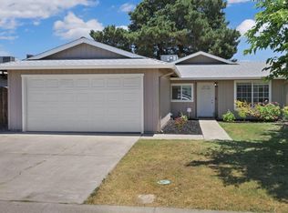 207 Mulberry Cir, Lodi, CA 95240