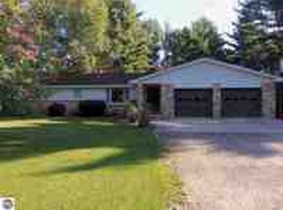 1474 Monument Rd, Tawas City, MI 48763