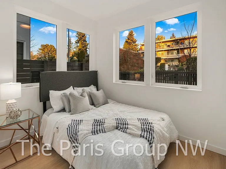 8453 Delridge Way SW — Photo 10