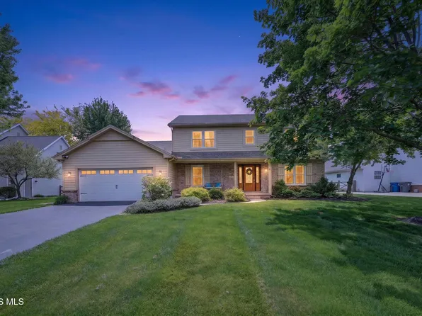 1212 Valley Bluff Rd, Perrysburg, OH 43551
