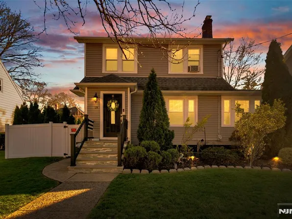 134 Pine St, Bogota, NJ 07603