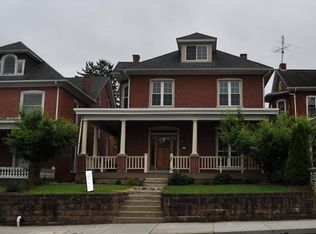 224 S State St, Ephrata, PA 17522