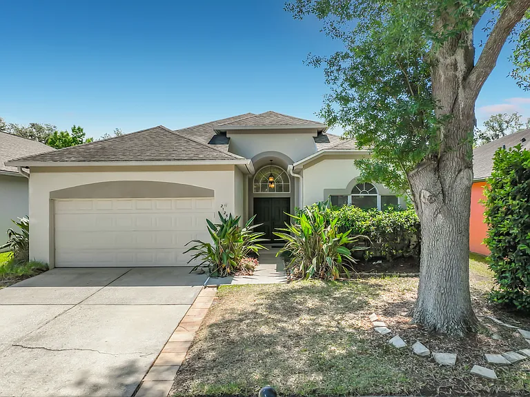 2125 Emerald Green Cir — Photo 5