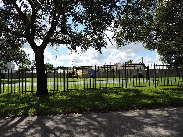 6239 Riverwalk Ln #2 — Photo 36