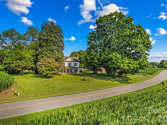 3rd image of 532 Rash Rd