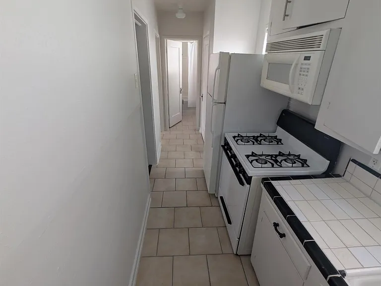 5614 Chartres St #5 — Photo 3