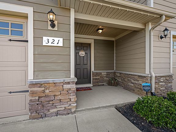 2nd image of 321 Longhorn Dr