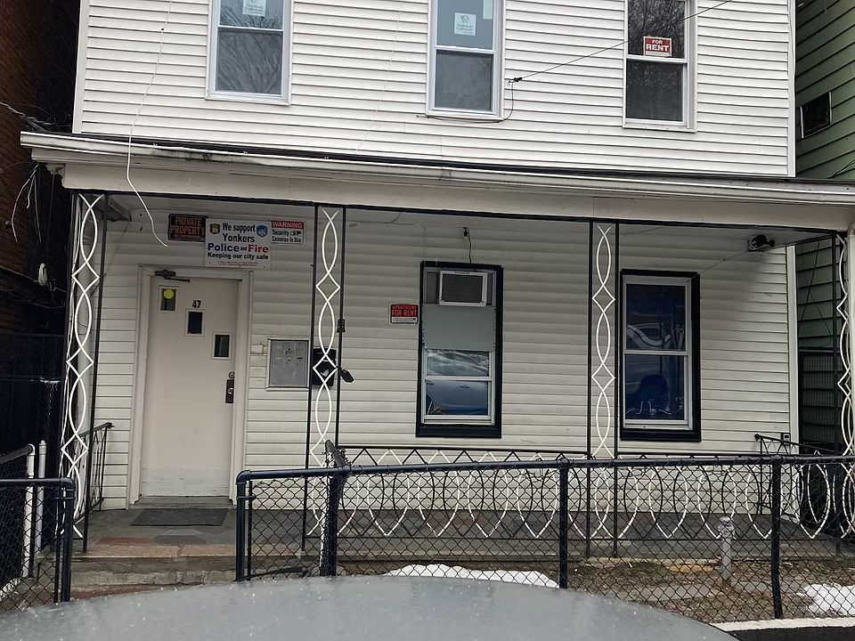 1st image of 47 Linden St APT 2