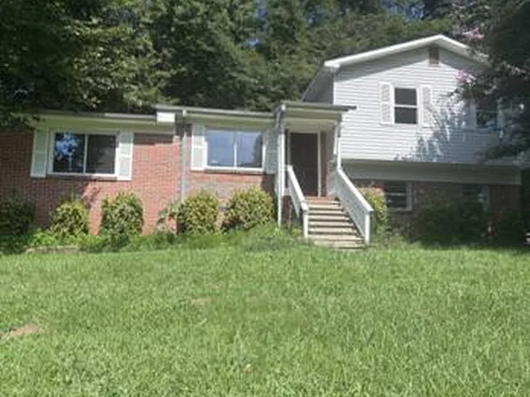 600 Park Ln, Fultondale, AL 35068