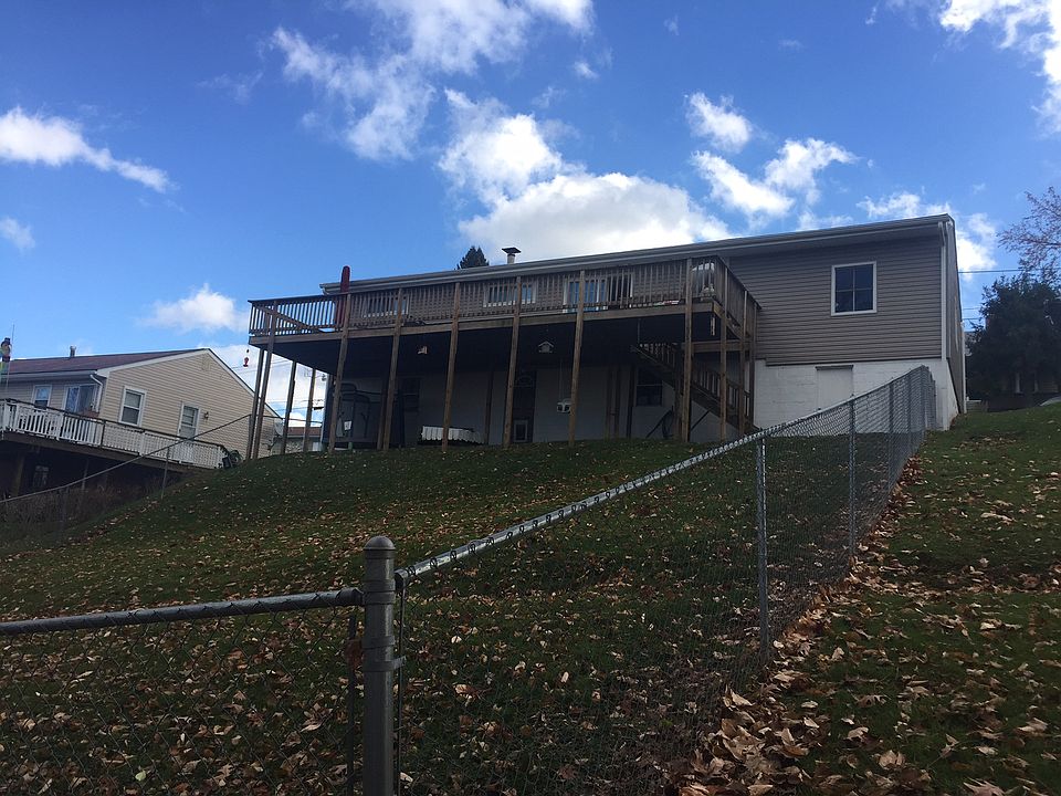 2nd image of 725 7th Ave