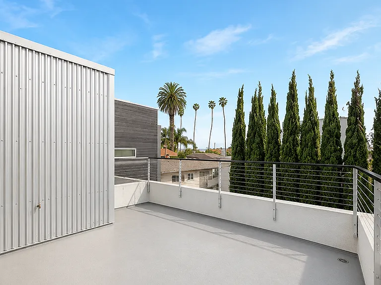 7339 Fay Ave — Photo 20