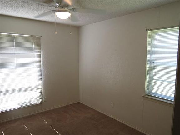4th image of 1835 Whitecliff Dr