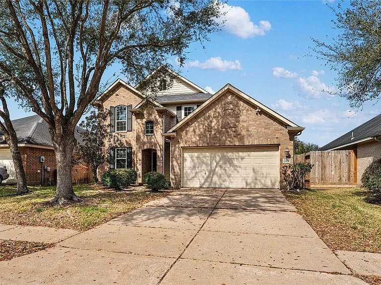 19106 Spring Meadows Ln — Photo 4