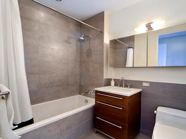 80 Metropolitan Avenue image 6 of 12