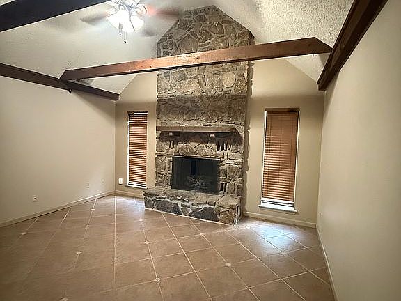 3rd image of 2510 Carwin