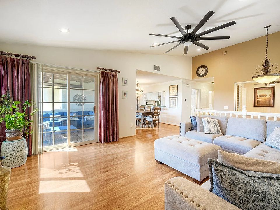 629 Concerto Gln, Escondido, CA 92025 | Zillow