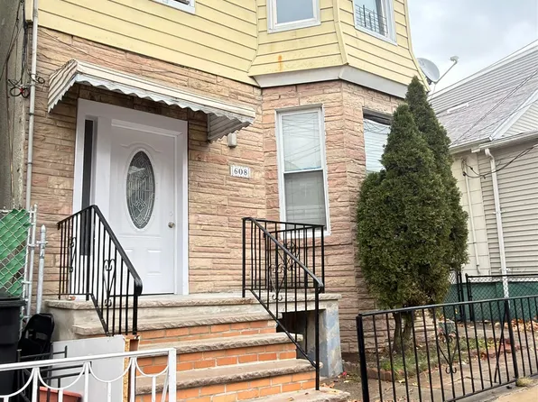 608 57th Street image 19 of 33