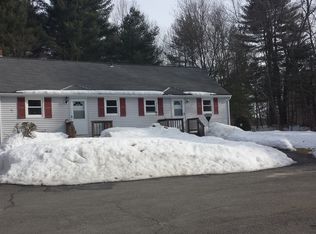 100 River Rd #B, Pepperell, MA 01463