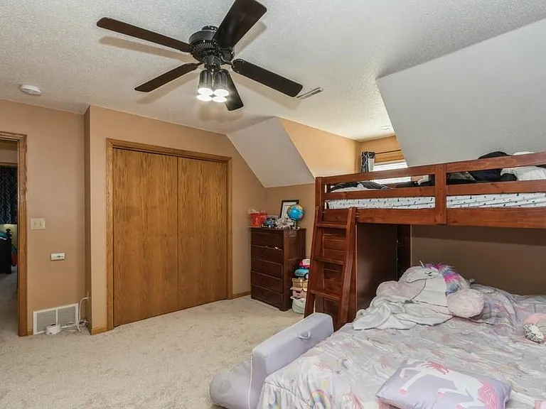 Mesquite Dr — Photo 9