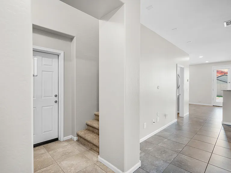 932 W Capulin Trl — Photo 5
