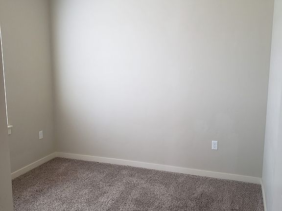 4th image of 8601 W Sloan St