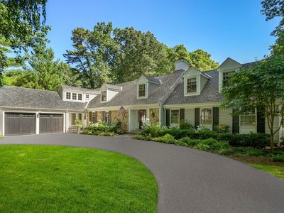 193 Winding River Rd, Wellesley, MA, 02482