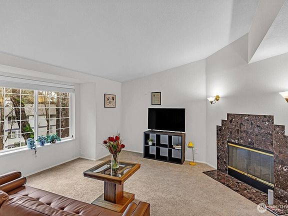 4th image of 8653 Avondale Rd NE #D208