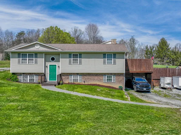 3358 Greenwood Dr, Johnson City, TN 37604