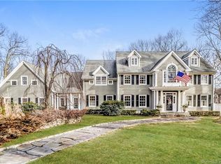 5 Kent Rd, Newtown, CT 06470