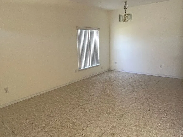 2524 Abacus Ct — Photo 5