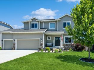 310 Orchard Hills Dr, Norwalk, IA 50211