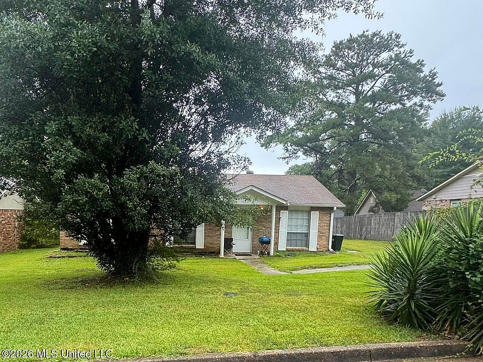 2nd image of 1520 Cedar Pine Dr