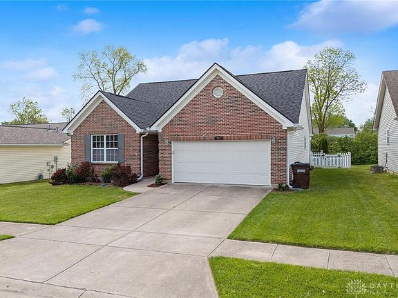 4th image of 477 Sunset Dr
