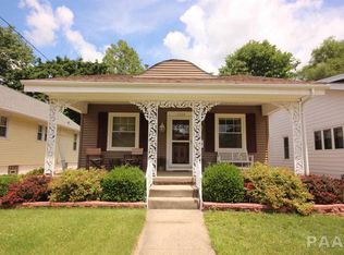 1229 E Seneca Pl, Peoria, IL