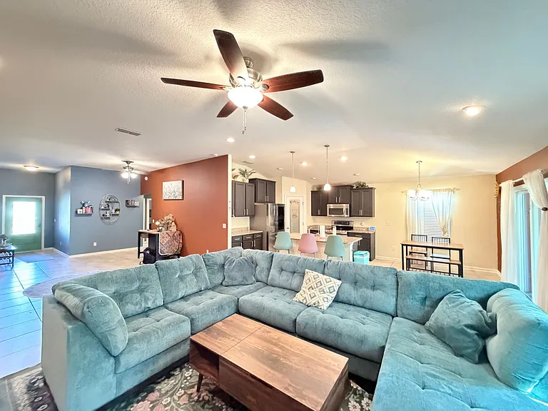 16226 Stanis Ct — Photo 9