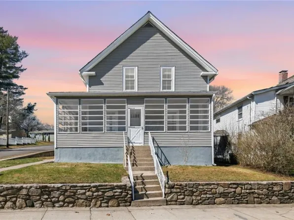 708 3rd Ave, Woonsocket, RI 02895