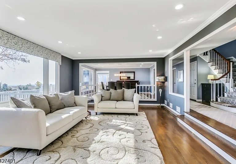 1008 Mary Allen Ln — Photo 4
