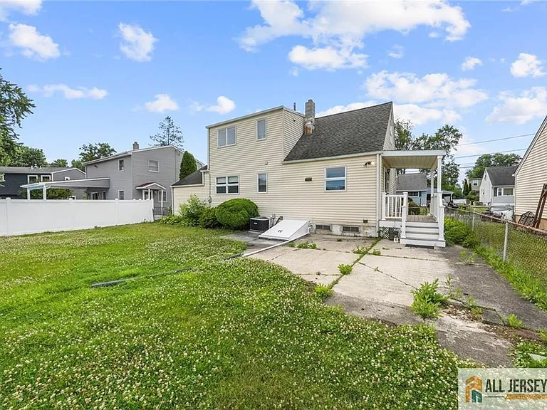 16 Tappan Ave — Photo 16