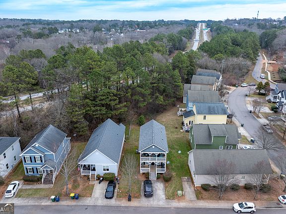 4th image of 160 Dans Way