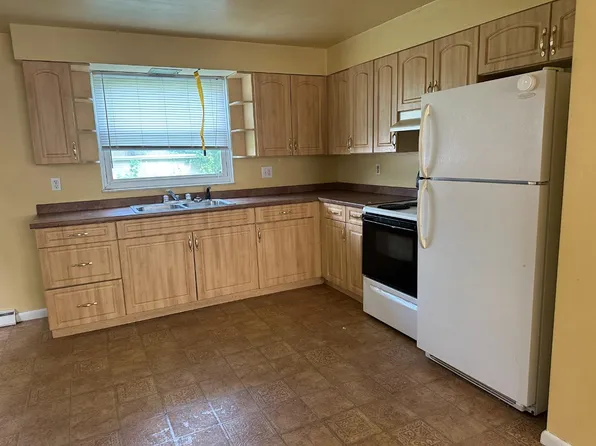 524 Franklin Ave, Brookville, IN 47012