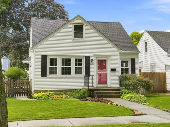 2723 S 46th STREET, Milwaukee, WI 53219